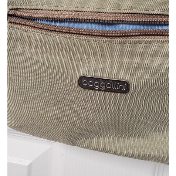 Baggallini Crossbody Travel Bag – Khaki with Blue Interior, Adjustable Strap - Picture 3 of 12